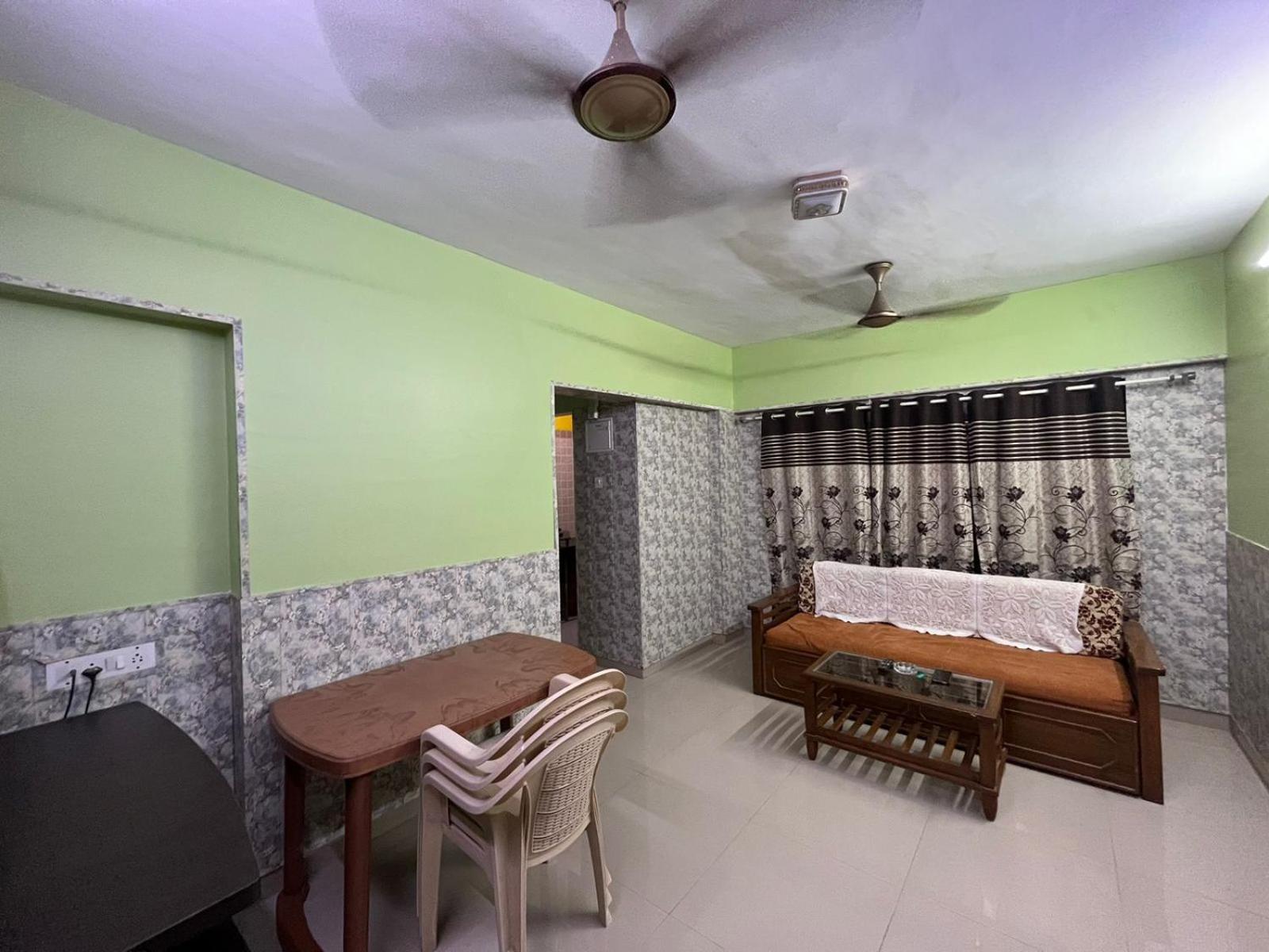 Galaxy Apartment Bombay Esterno foto